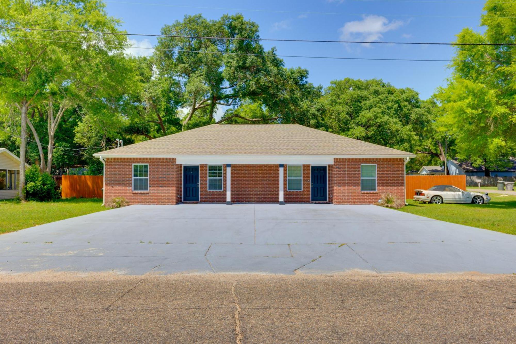 Dog-Friendly Pensacola Duplex About 7 Mi To Downtown Daire Dış mekan fotoğraf